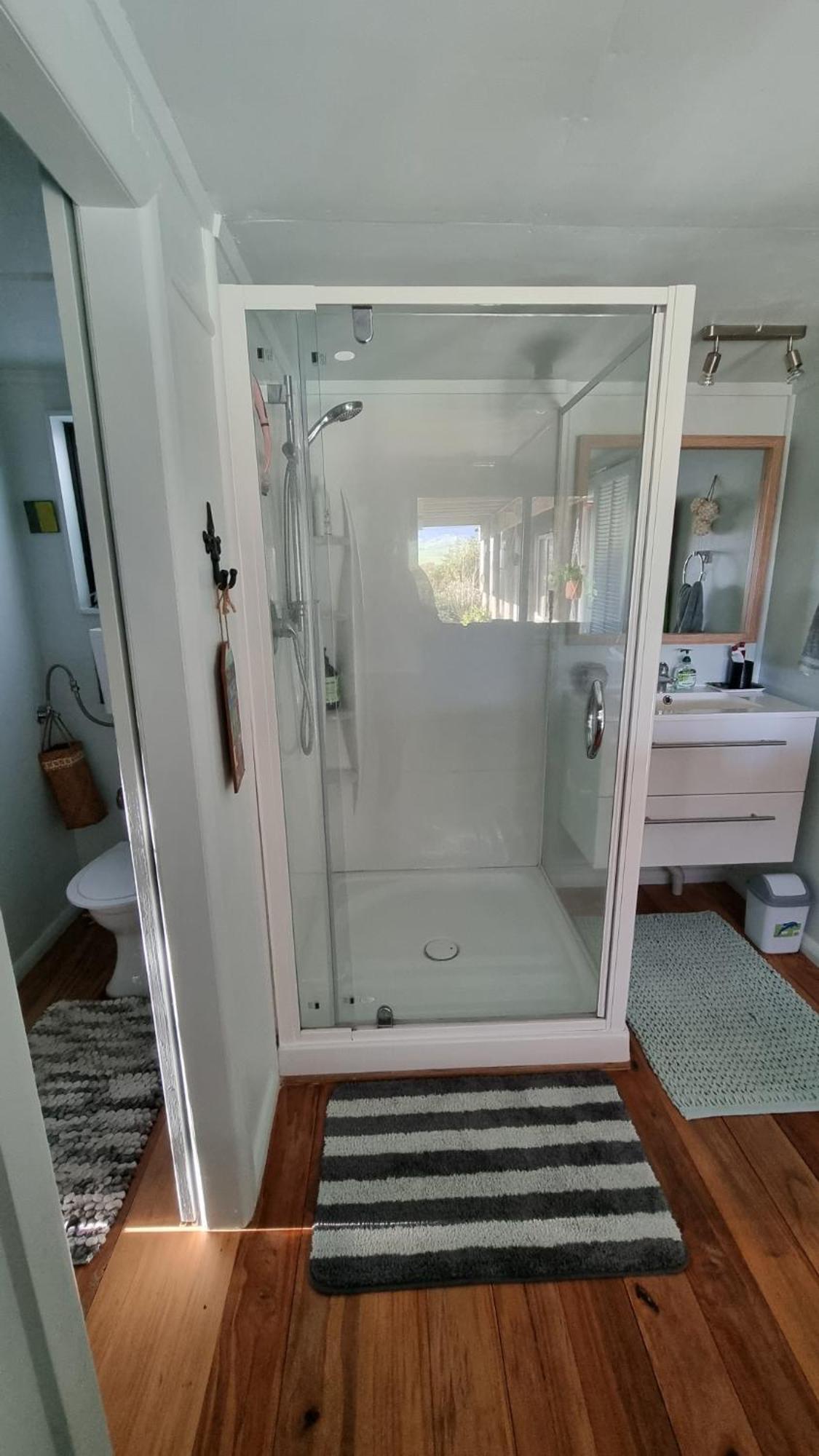 Raglan West Retro Beach Vibe Accommodation Екстериор снимка