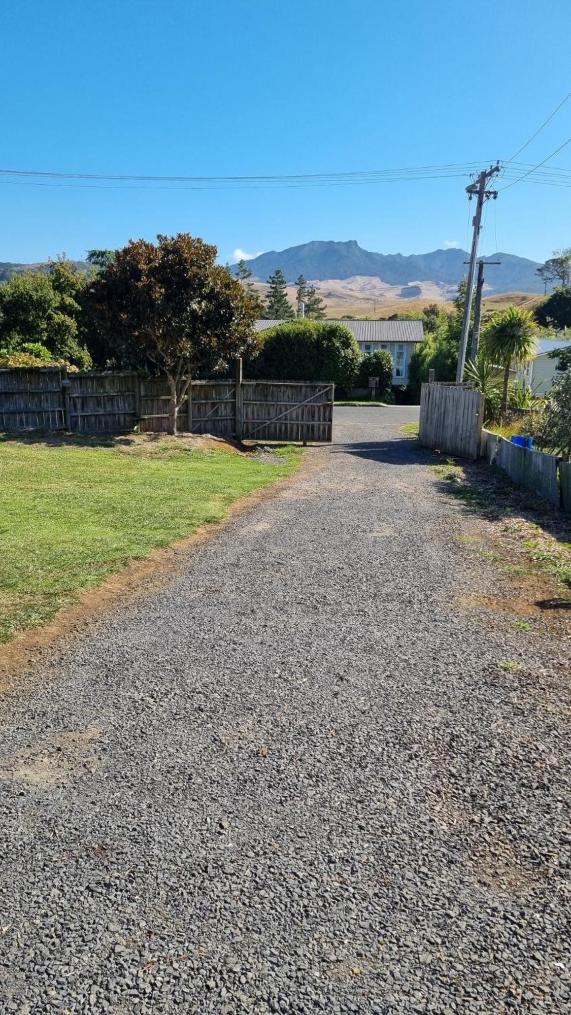Raglan West Retro Beach Vibe Accommodation Екстериор снимка